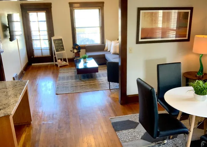 The House Hotels- Thoreau Upper - Lakewood - 10 Minutes To Downtown Attractions
