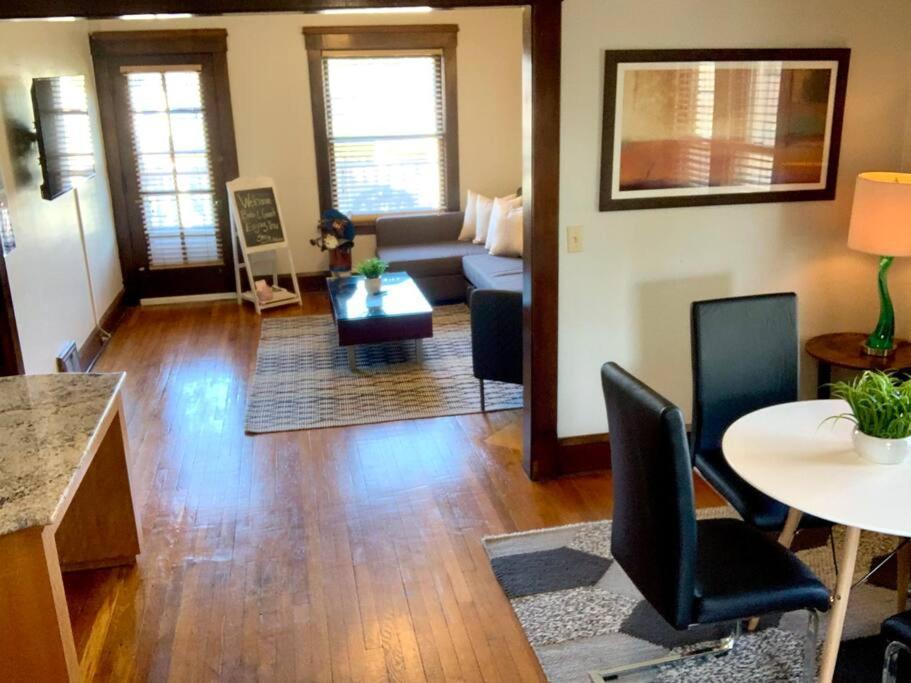 Apartment The House Hotels- Thoreau Upper - - 10 Minutes To Downtown Attractions *