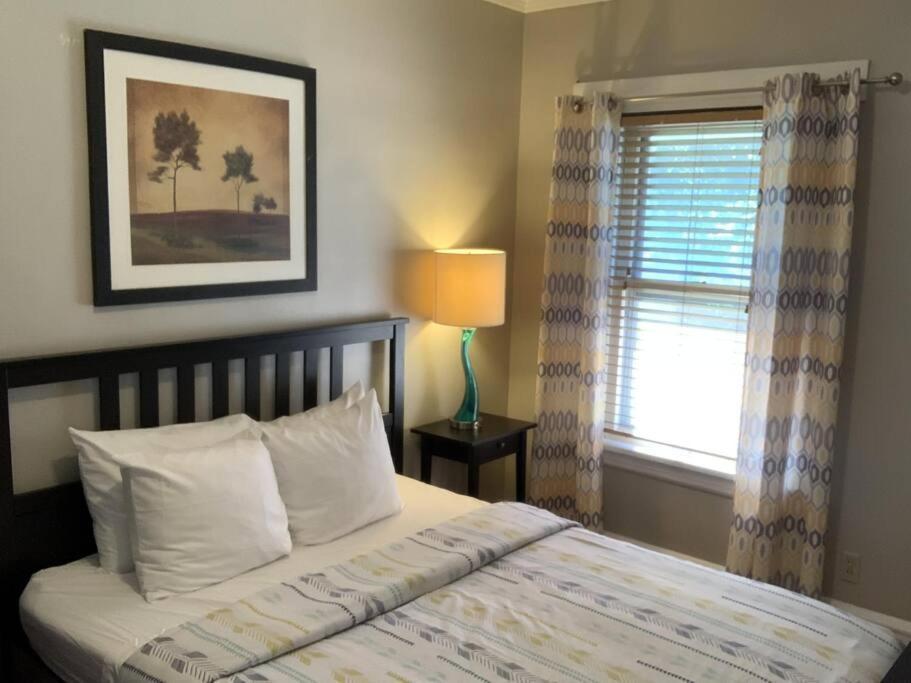 Apartment The House Hotels- Thoreau Upper - - 10 Minutes To Downtown Attractions Lakewood