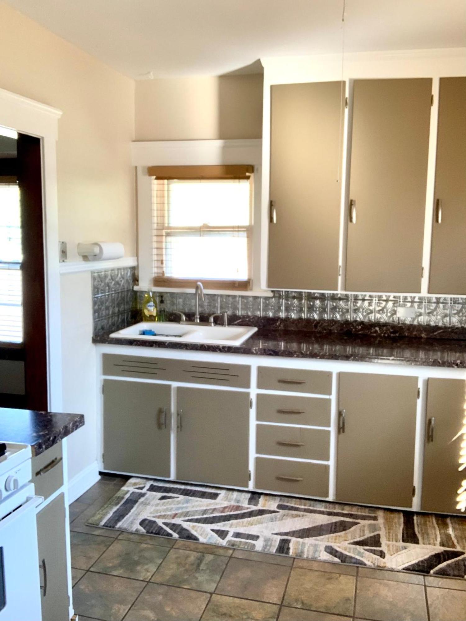 Apartment The House Hotels- Thoreau Upper - - 10 Minutes To Downtown Attractions *
